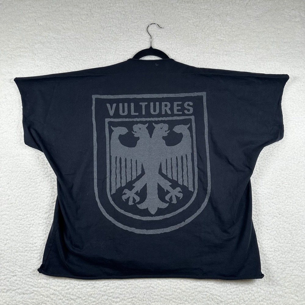 Kanye West YZY Vultures Box T-Shirt Black Yeezy Gosha Crest Graphic Tee Size 2